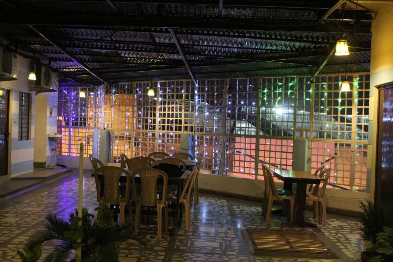 Hotel Ajay International Agra  Bagian luar foto